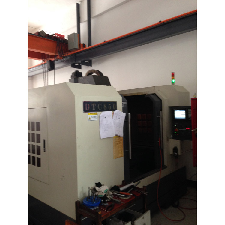 CNC-machine-2